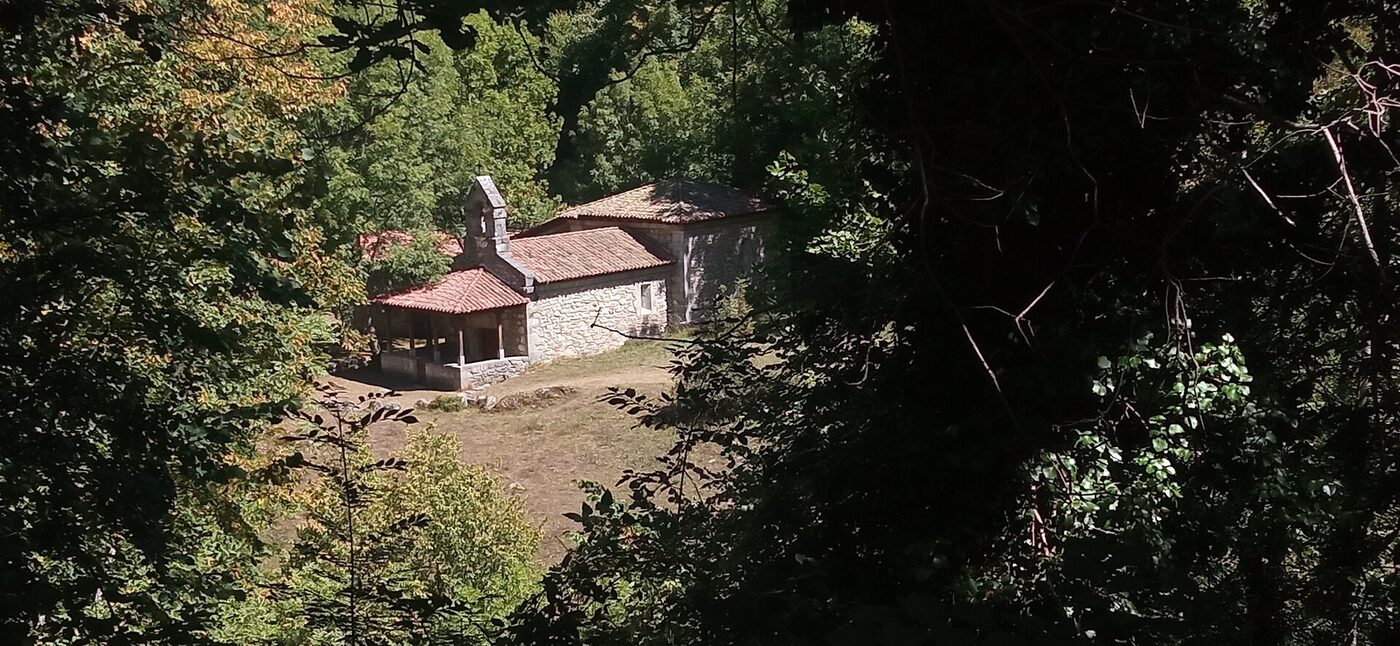 Ermita Corona en Posada de Valdeón