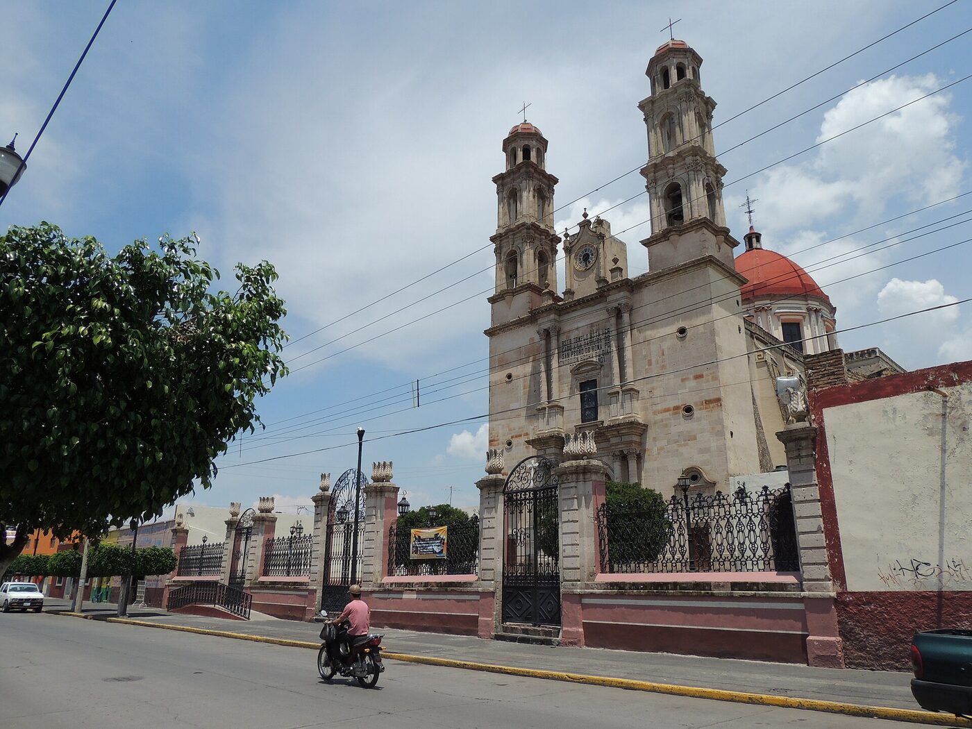 Templo de la Preciosa Sangre de Cristo en Yuriria