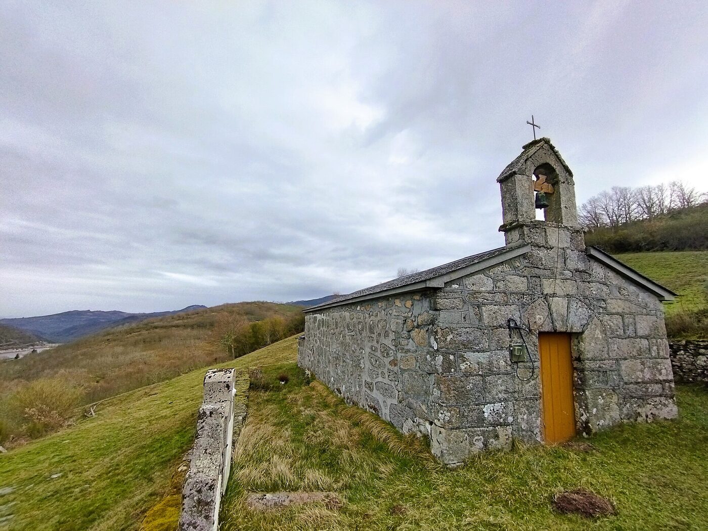 Igrexa de San Cosme de Vilar en Chandrexa de Queixa