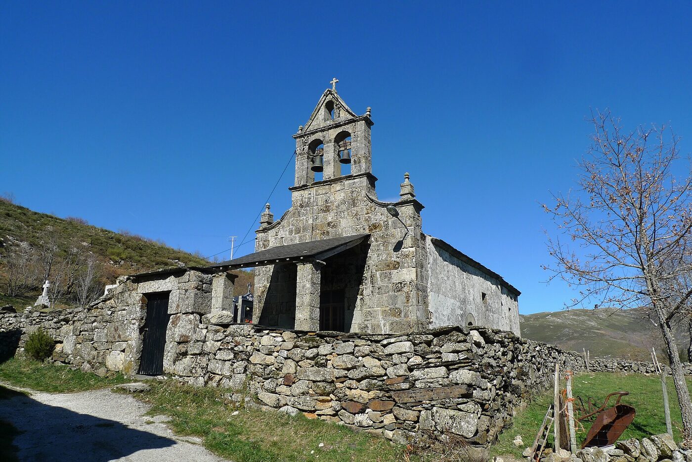 Igrexa de Santa María Madalena de Requeixo en Chandrexa de Queixa