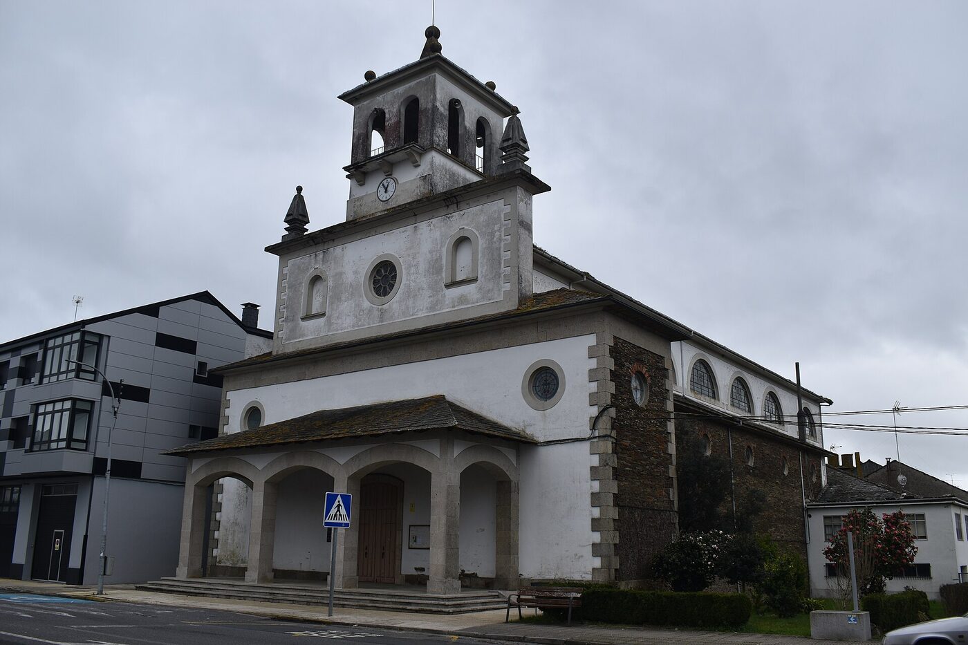 Igrexa de San Vicenzo de Rábade en Rábade