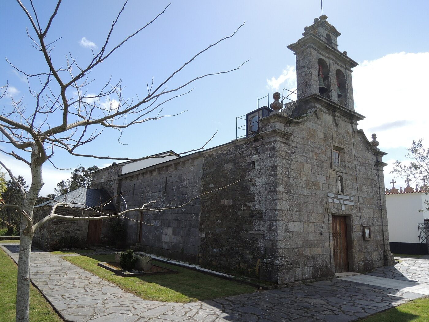 Igrexa de San Tomé de Bemantes en Miño