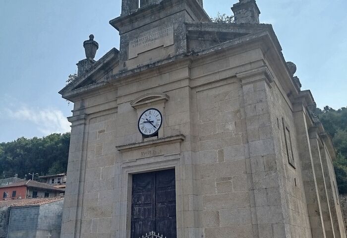 Igrexa de Santa María de Requeixo de Valverde