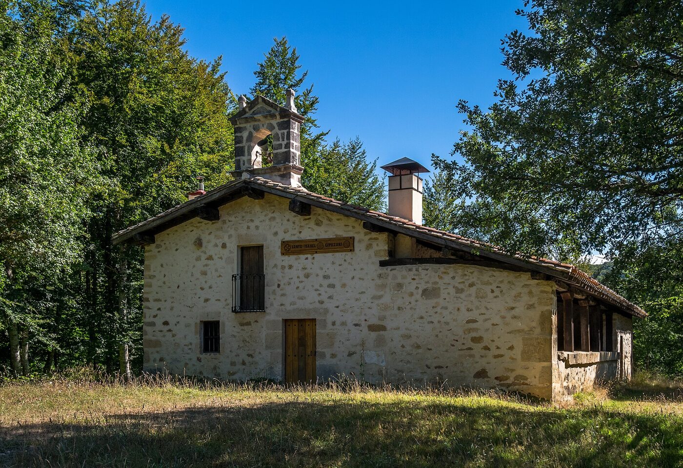 Ermita de Santa Isabel de Gipuzuri en Iruraiz-Gauna