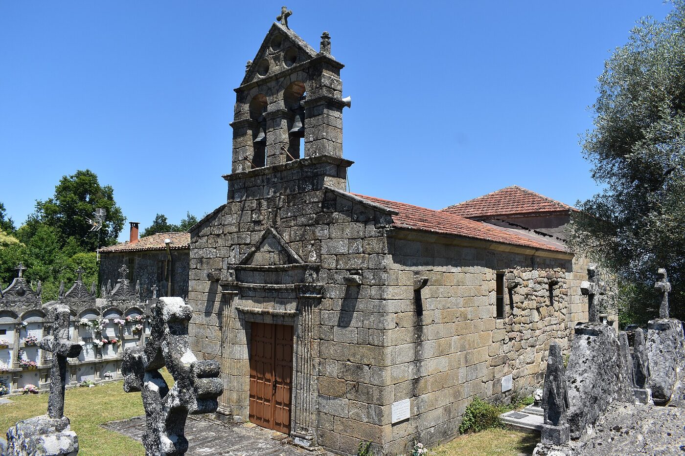 Igrexa de Santa María de Chandrexa de Sil en Parada de Sil