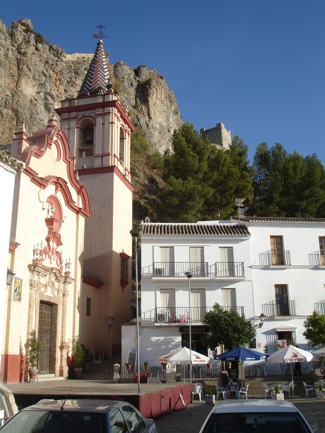Iglesia de Santa María de la Mesa en Zahara