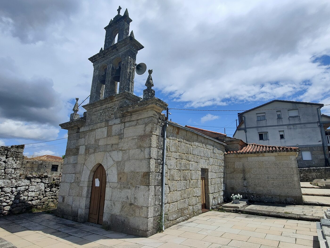 Igrexa de San Martiño de Moreiras en O Pereiro de Aguiar