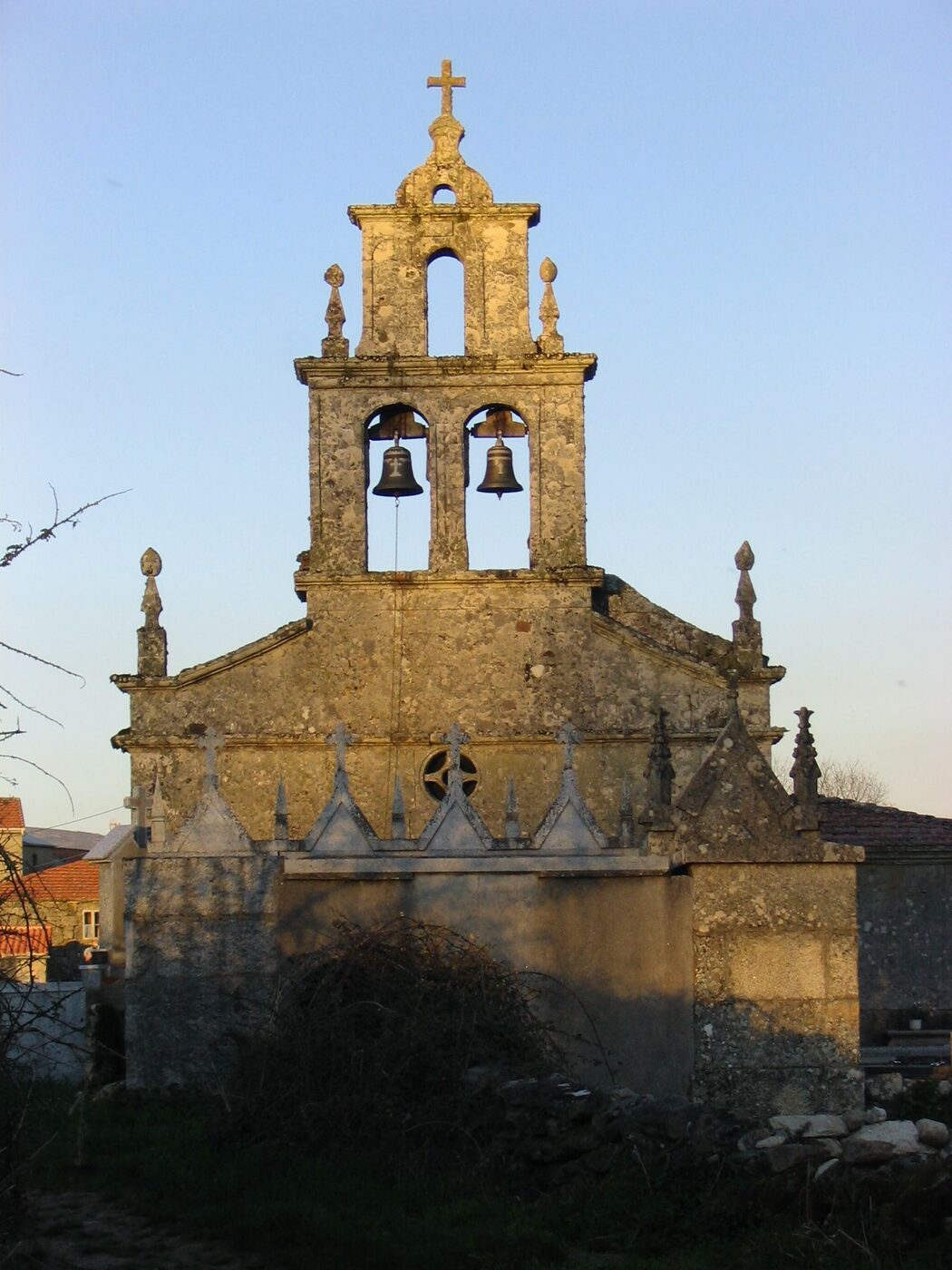 Igrexa de San Xoán de Laza en Laza