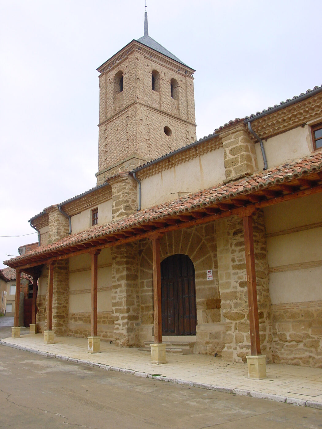 Iglesia de San Juan en Valderas