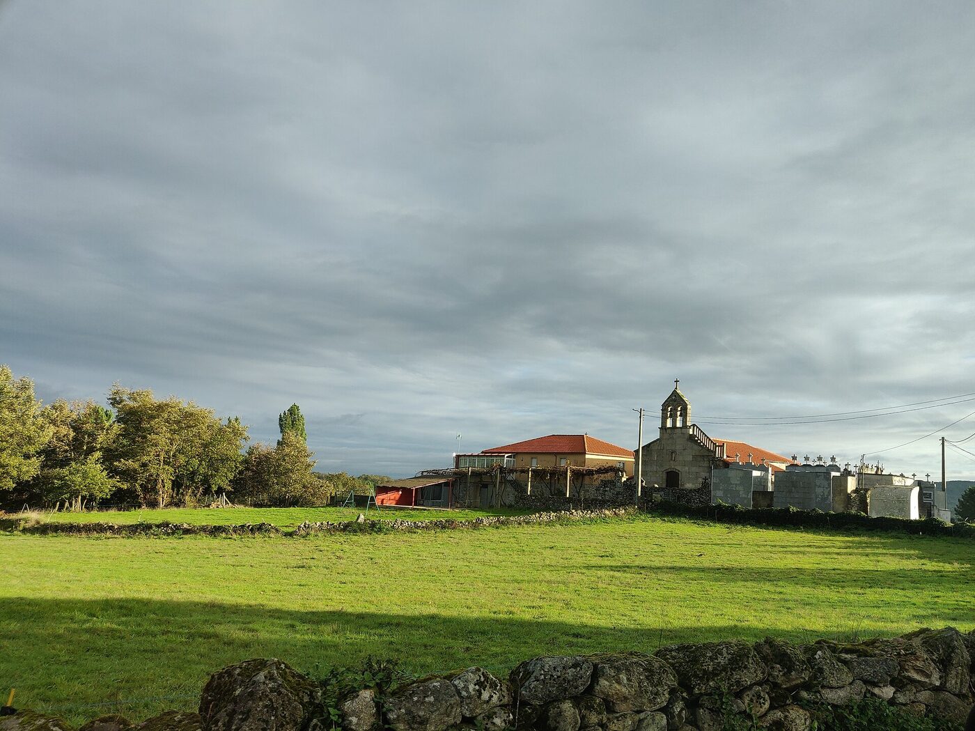 Igrexa de San Pedro de Bulso en Sober