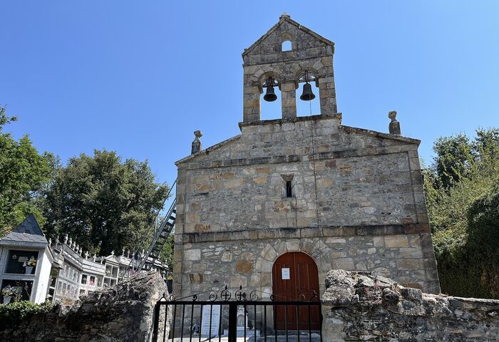 Igrexa de San Salvador de Ferreiros