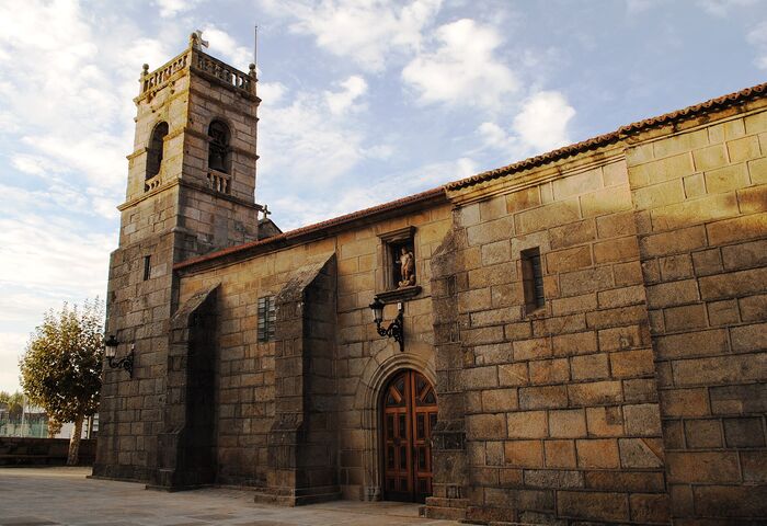 Igrexa de San Miguel de Bouzas