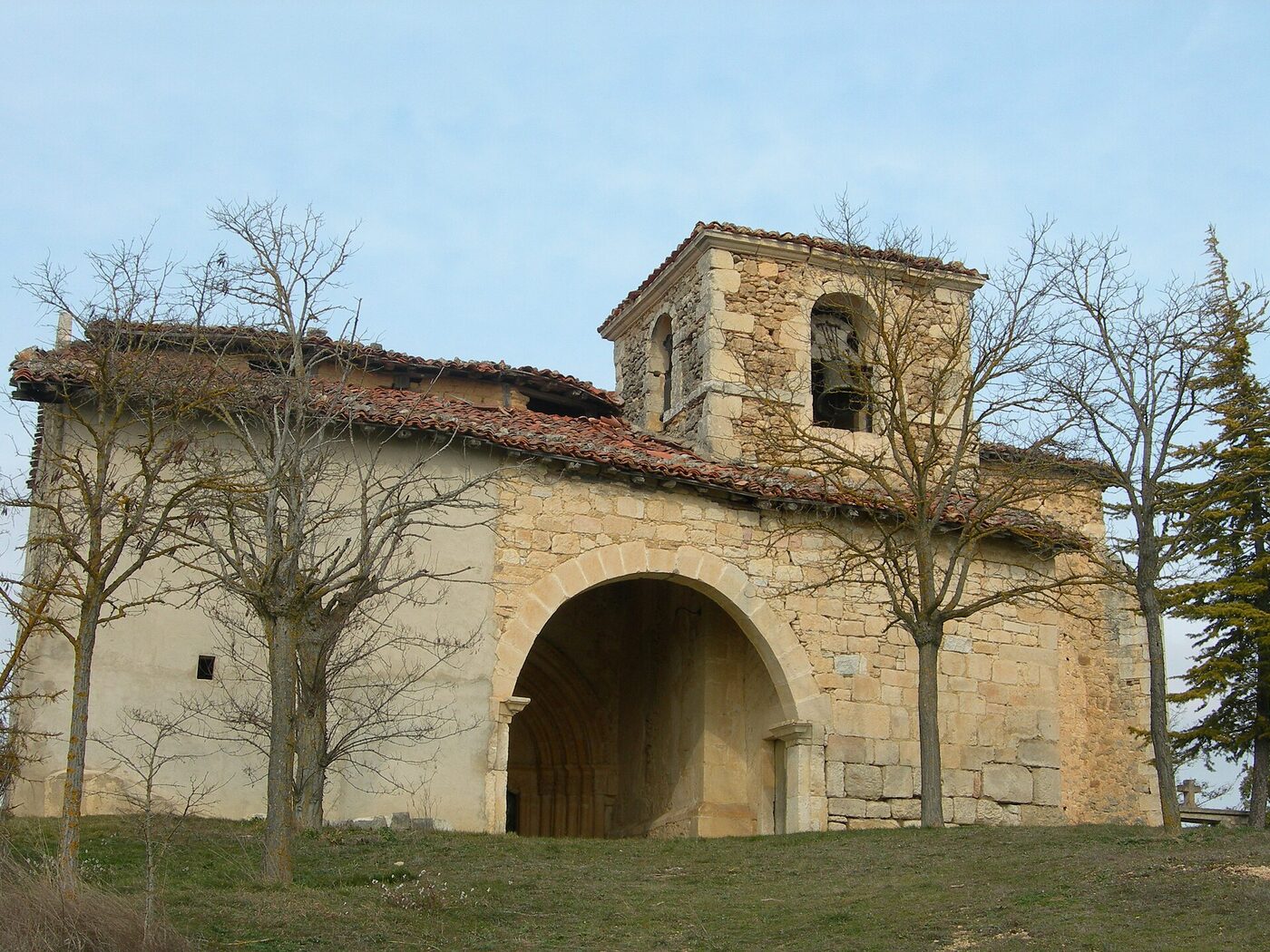 Iglesia de San Andrés en Condado de Treviño