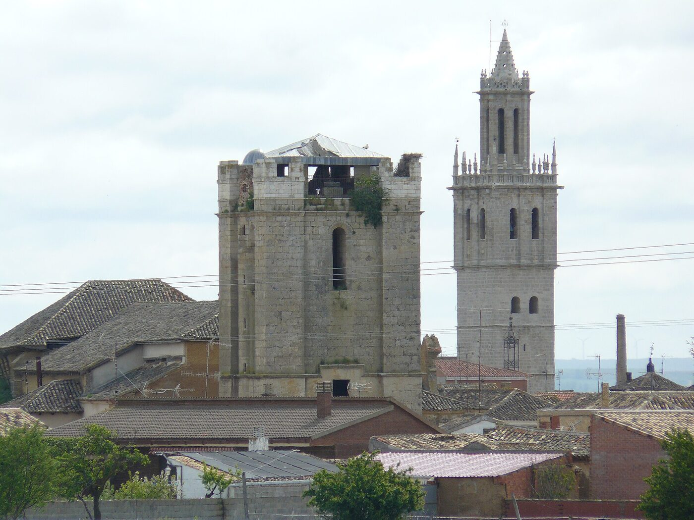 Iglesia de San Pedro en Fuentes de Nava