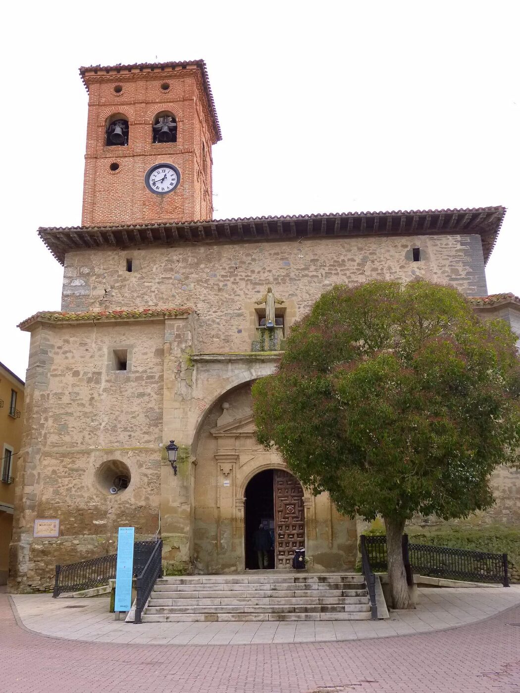 Iglesia de San Pedro en Belorado