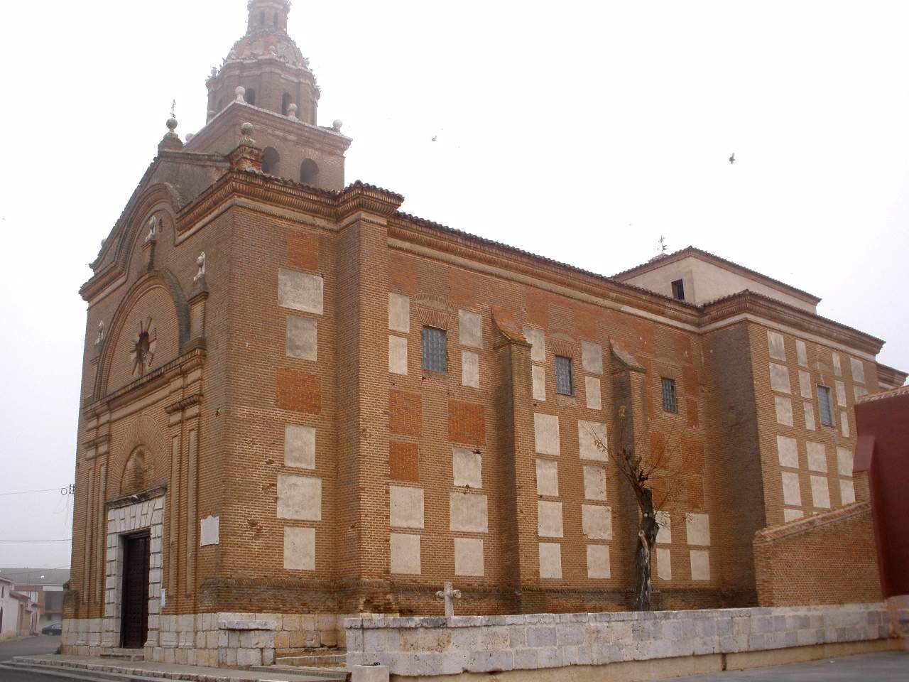 Iglesia de San Pedro en Serrada