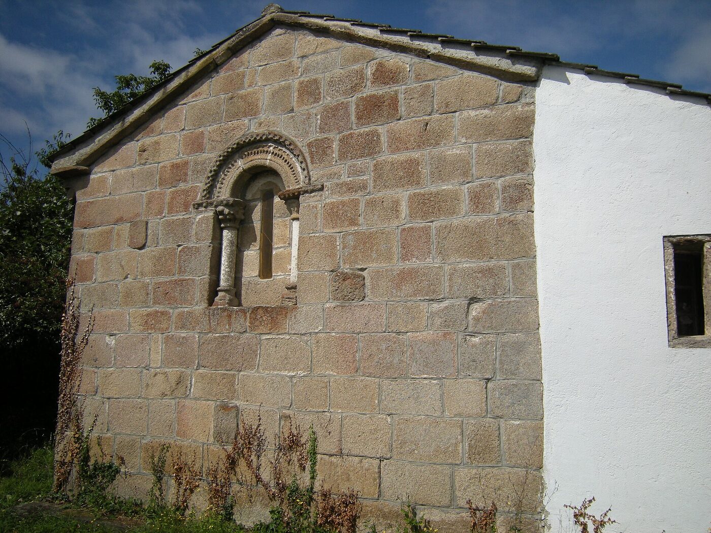 Igrexa de San Vicenzo de Betote en Sarria