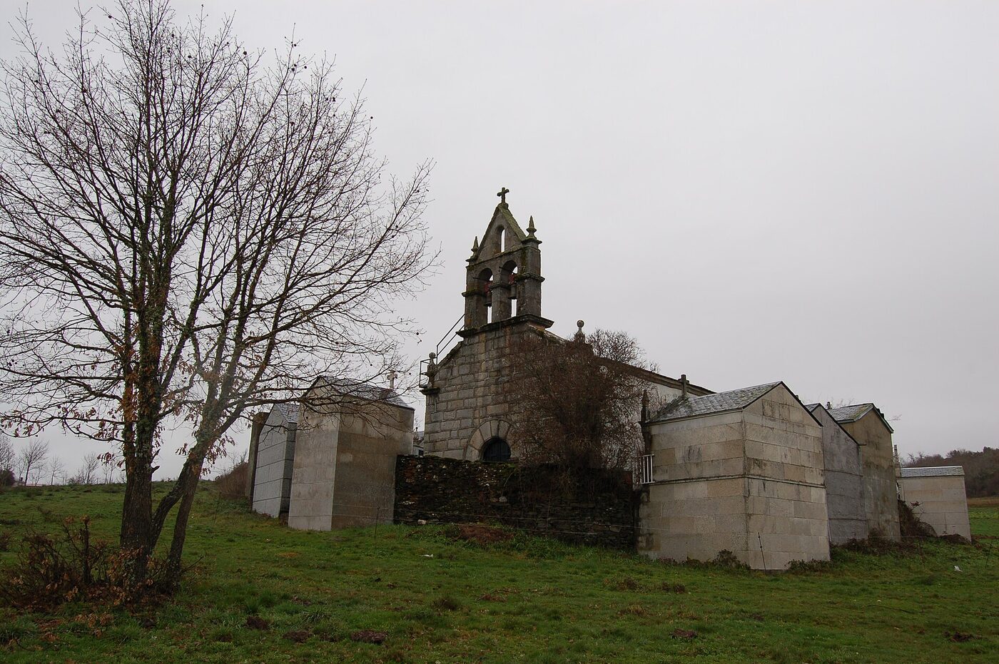 Igrexa de San Lourenzo de Pentes en A Gudiña