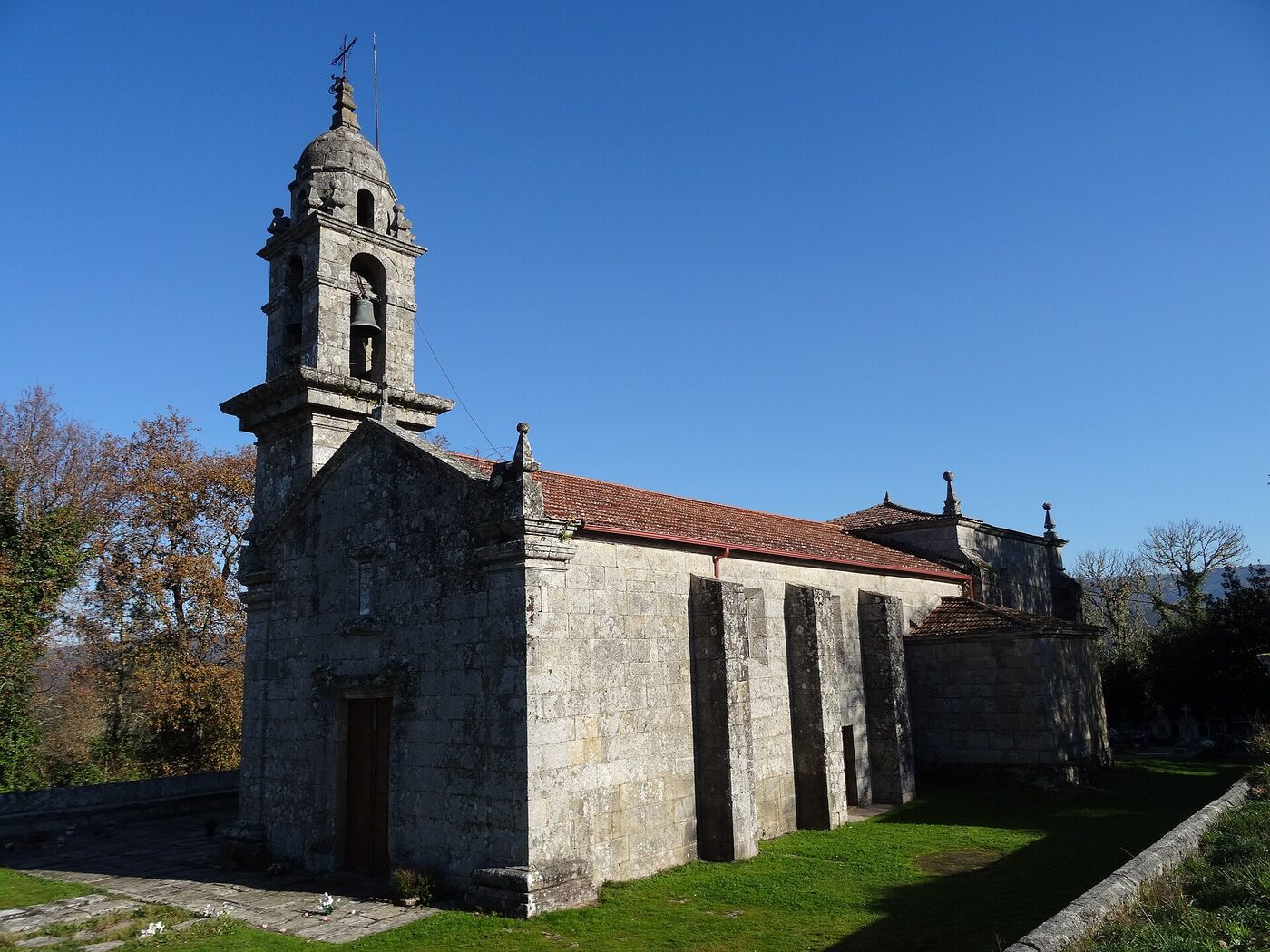 Igrexa de San Pedro da Torre en Padrenda