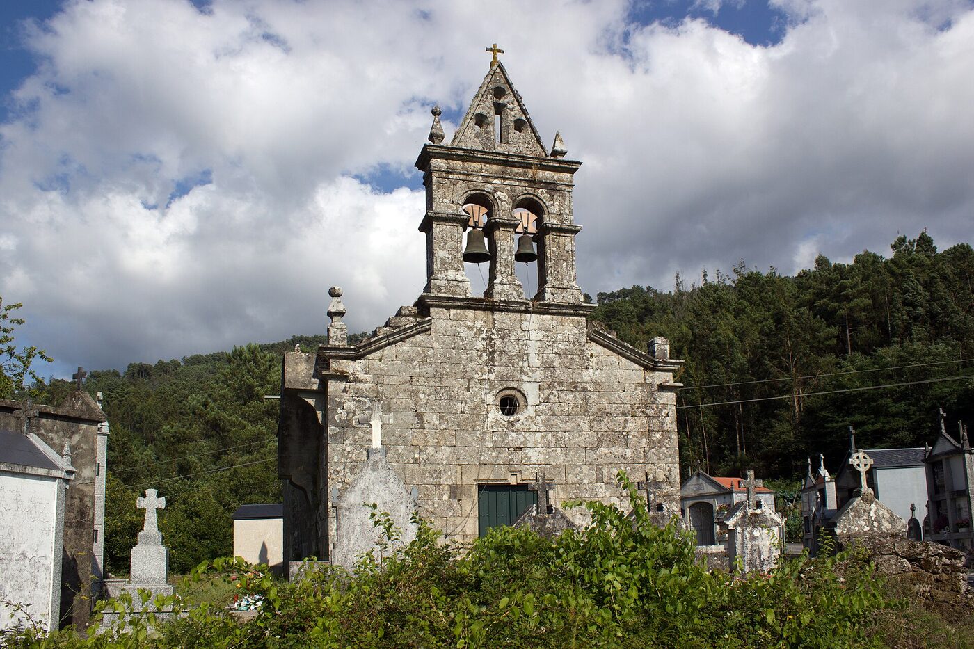 Igrexa de Santa María do Condado en Padrenda