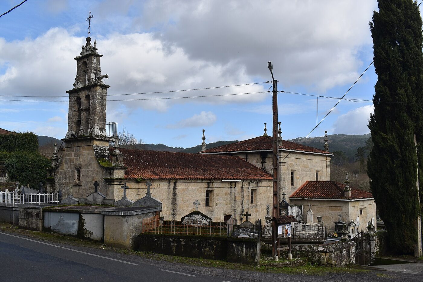 Igrexa de San Breixo de Pontedeva en Pontedeva