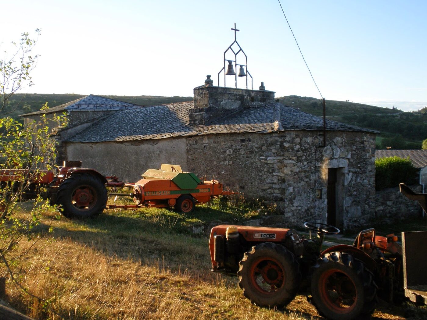 Igrexa de Santa María Madanela de Fonfría en A Fonsagrada