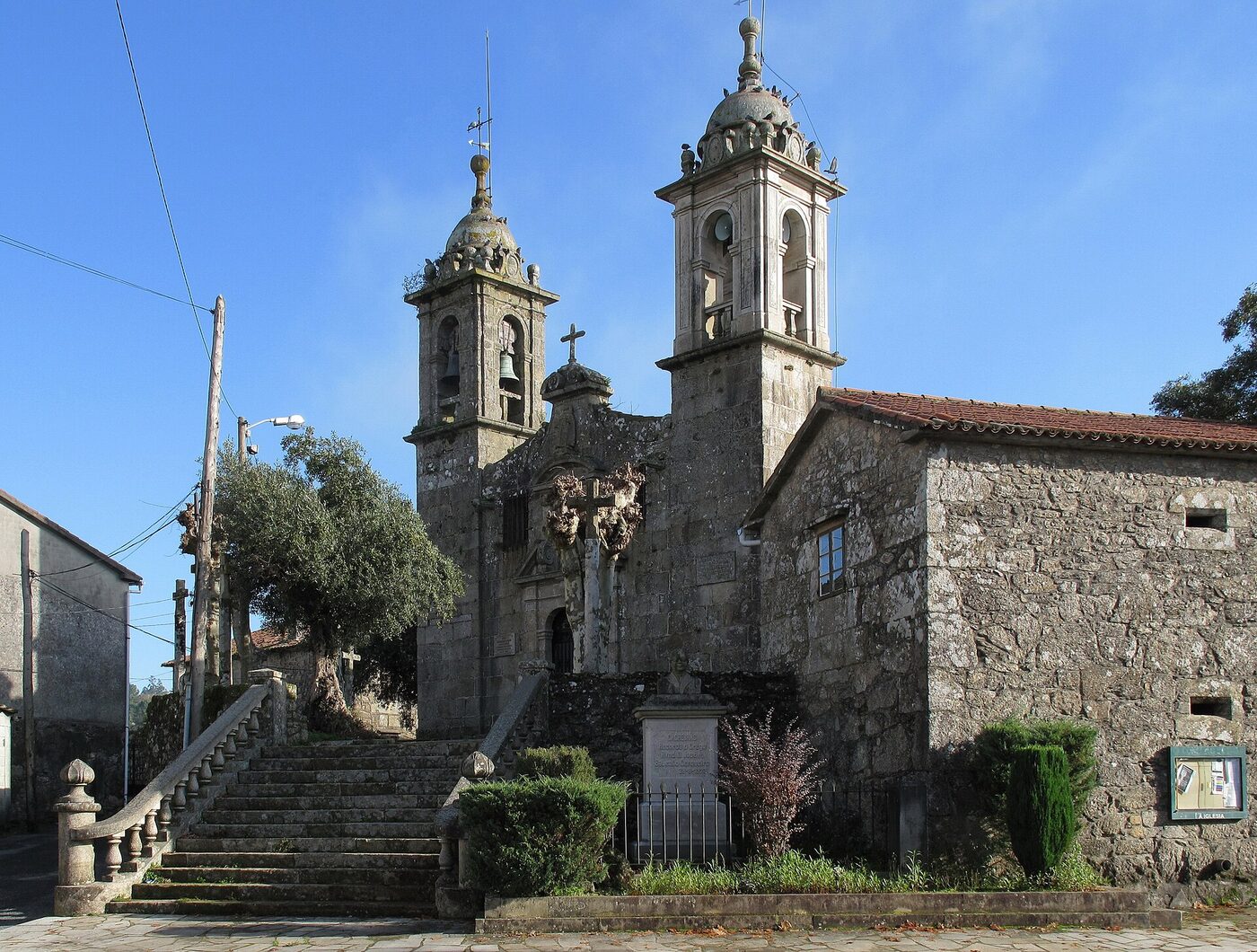 Igrexa de San Simón de Ons de Cacheiras en Teo