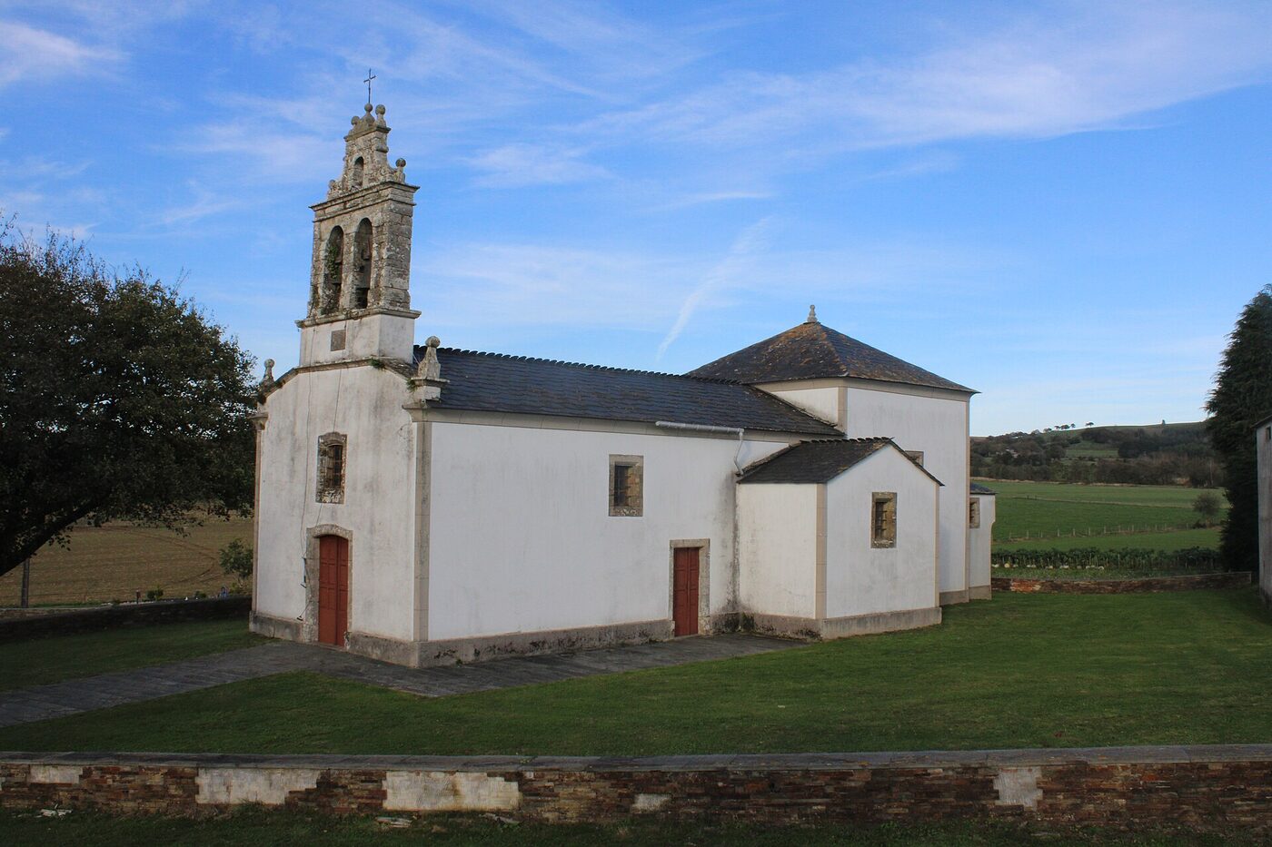 Igrexa de San Salvador de Crecente en Pastoriza