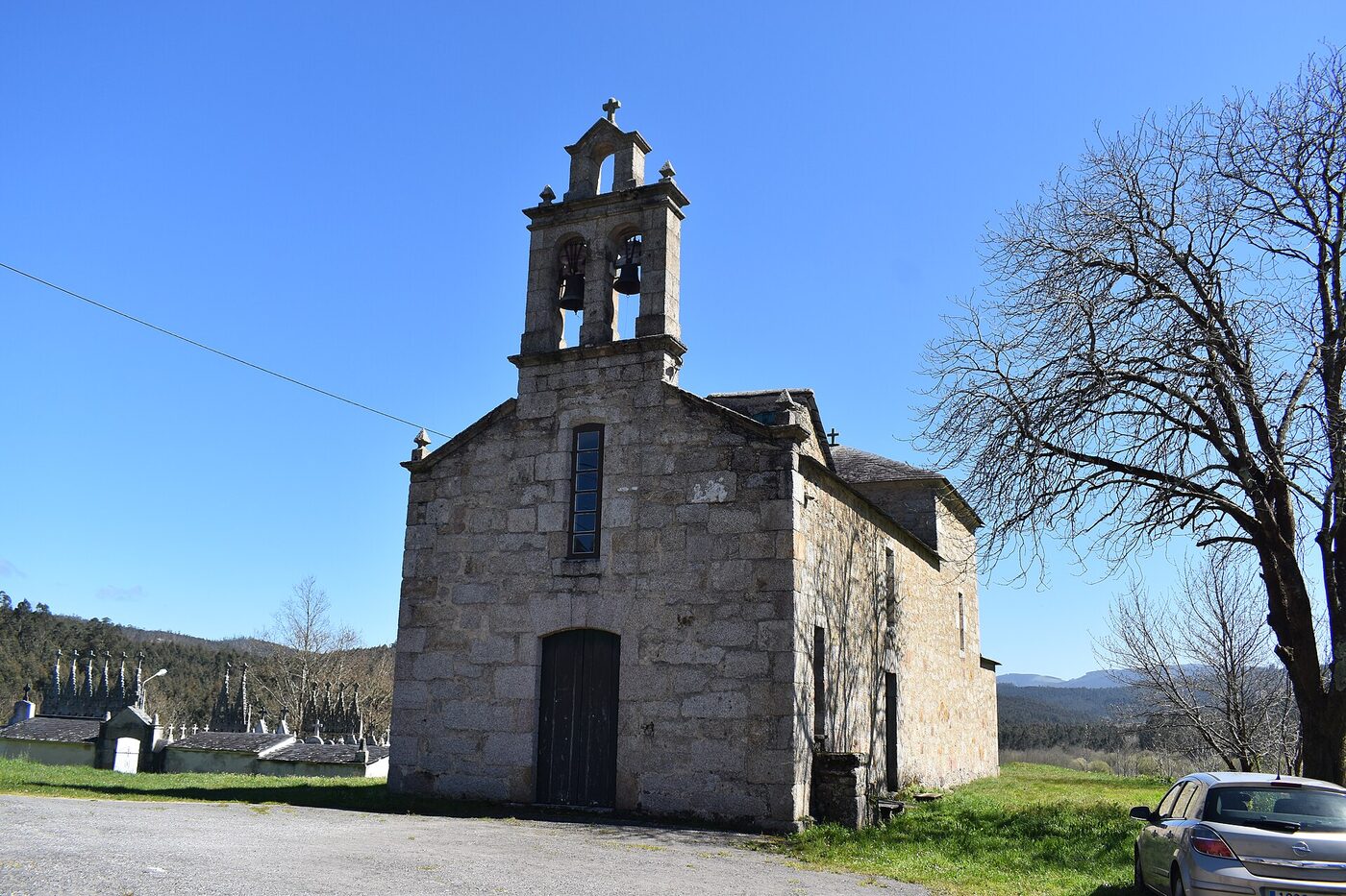 Igrexa de Santa María Madanela da Couboeira en Mondoñedo