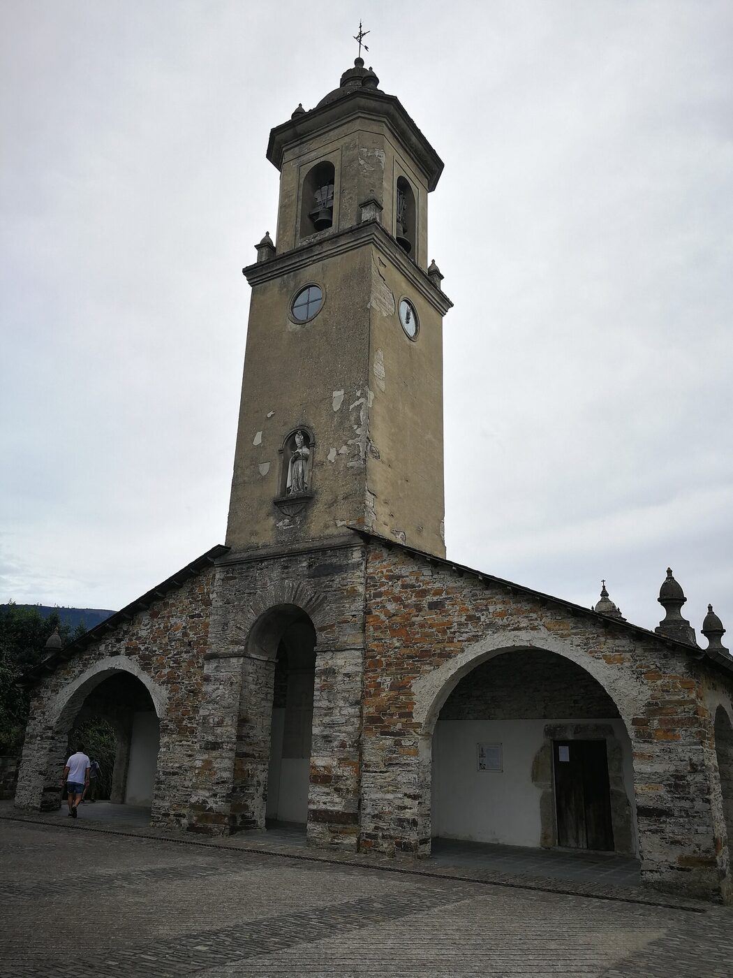 Iglesia de San Martín de Taramundi en Taramundi