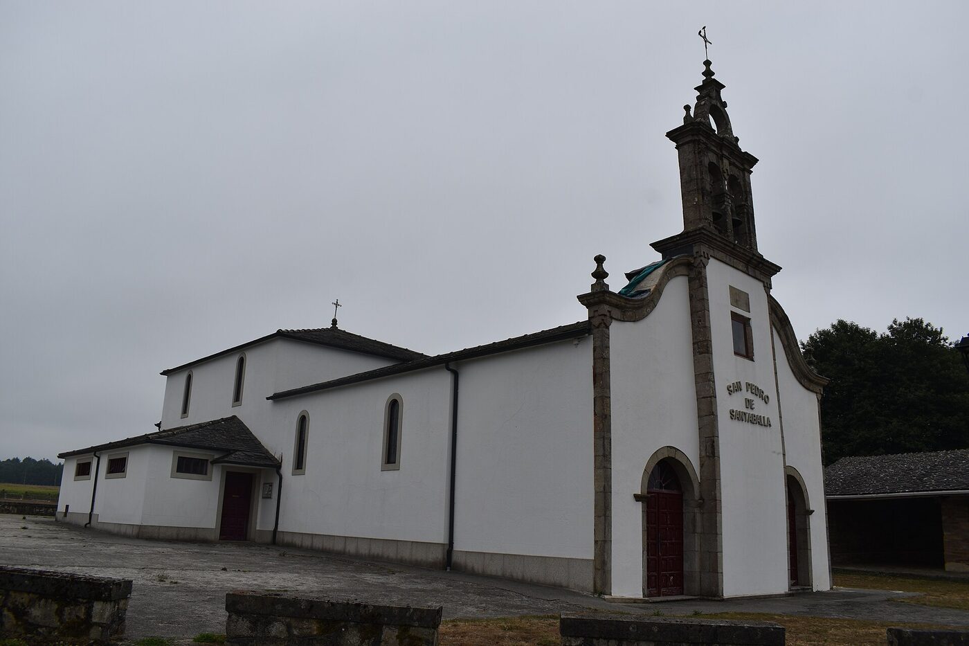 Igrexa de San Pedro de Santaballa en Vilalba