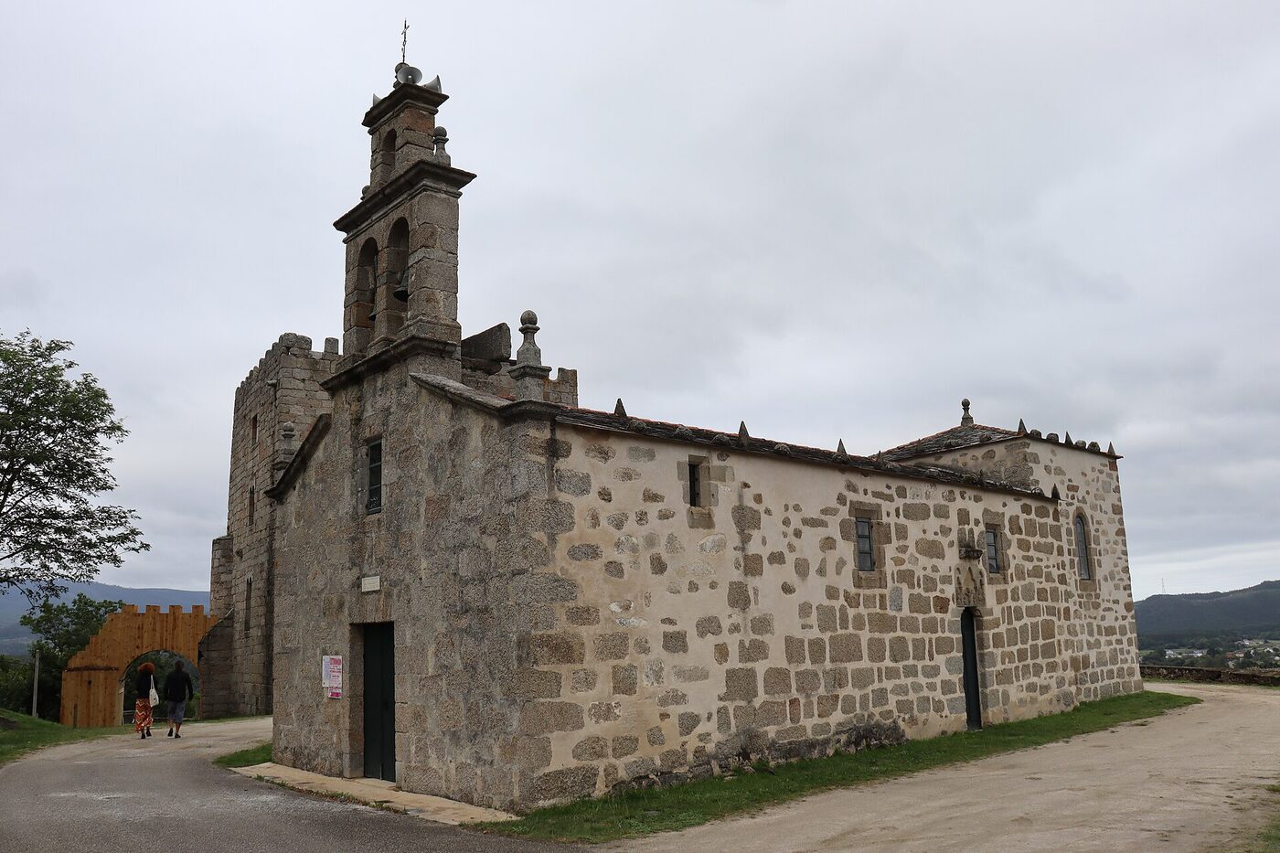 Igrexa de San Salvador do Castrodouro en A Seara