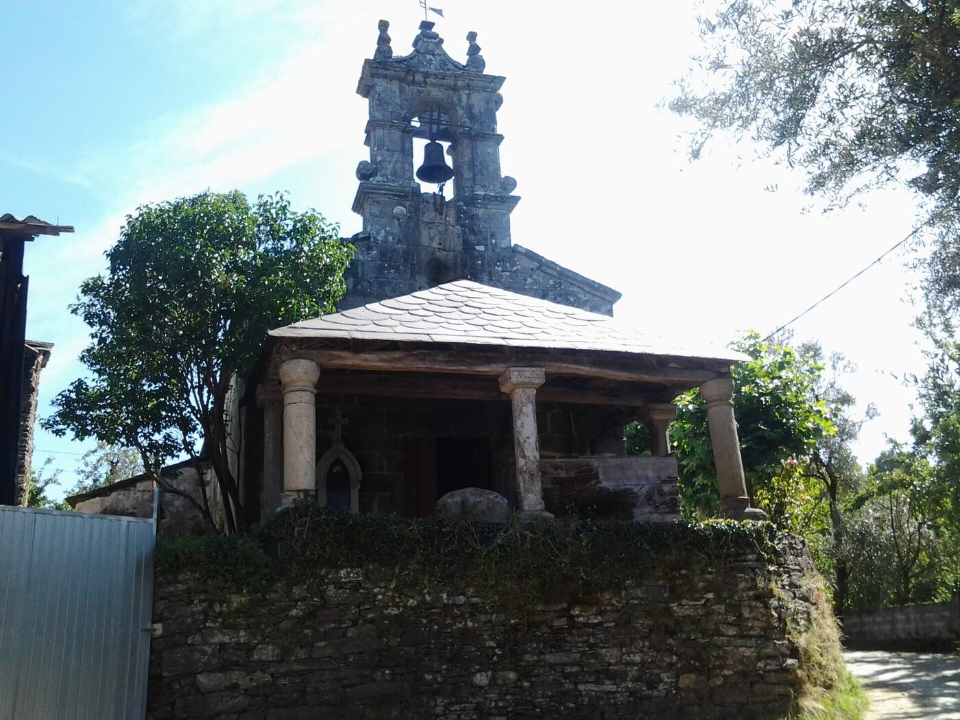 Igrexa de San Xoán de Trasliste en Láncara