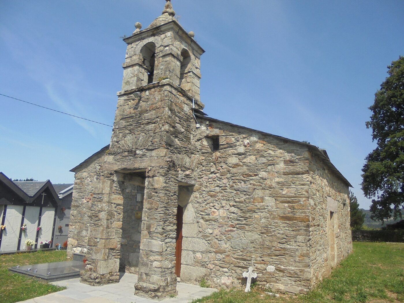 Igrexa de San Xoán de Pedrafita de Camporredondo en Baralla