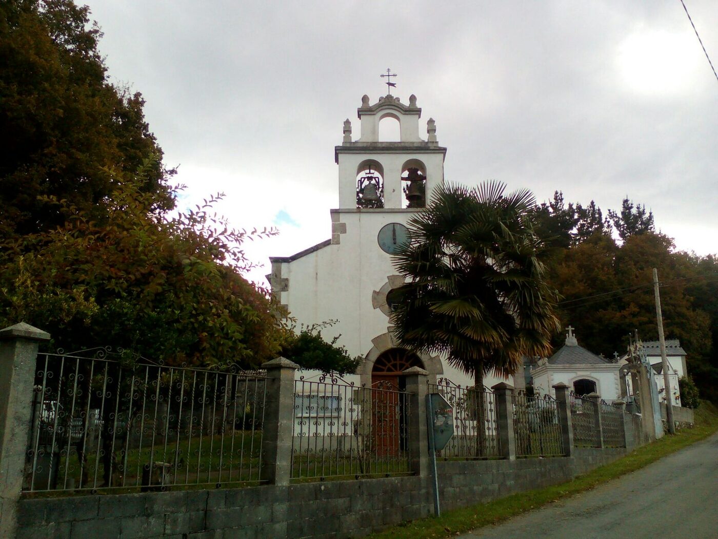 Igrexa de San Cirilo de Recesende en Baralla