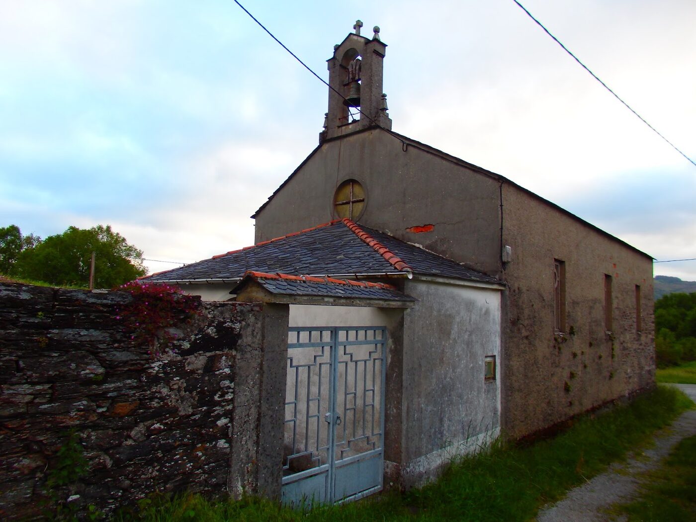 Igrexa de San Lourenzo da Degolada en Baleira