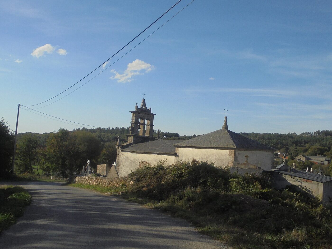Igrexa de Santa María de Fraialde en Pol
