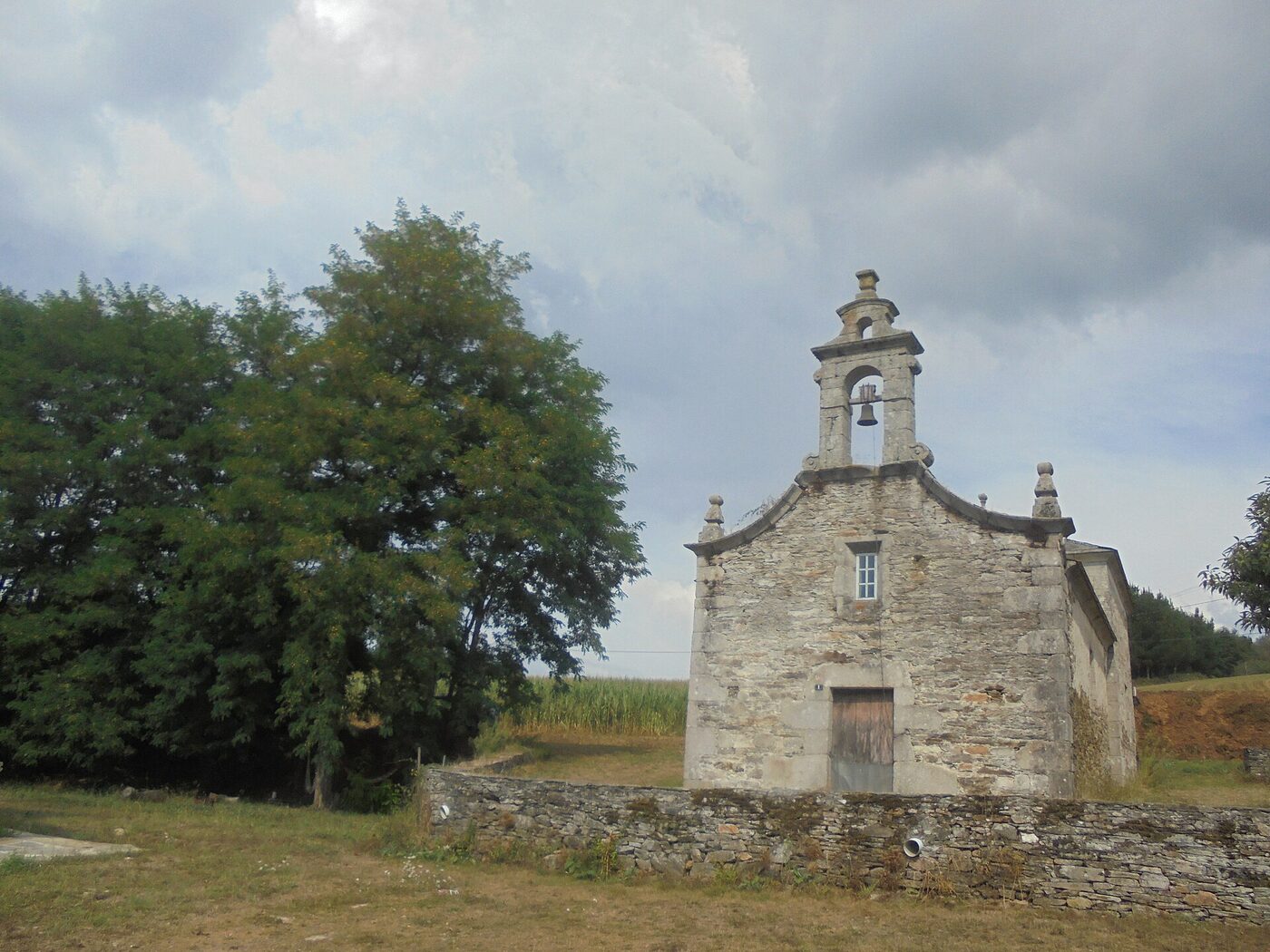Igrexa de San Bartolomeu de Lea en Pol