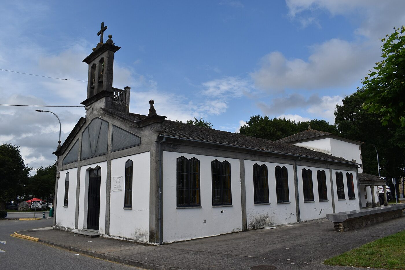 Igrexa do Doce Nome de María de Ribeiras de Lea en Castro de Rei