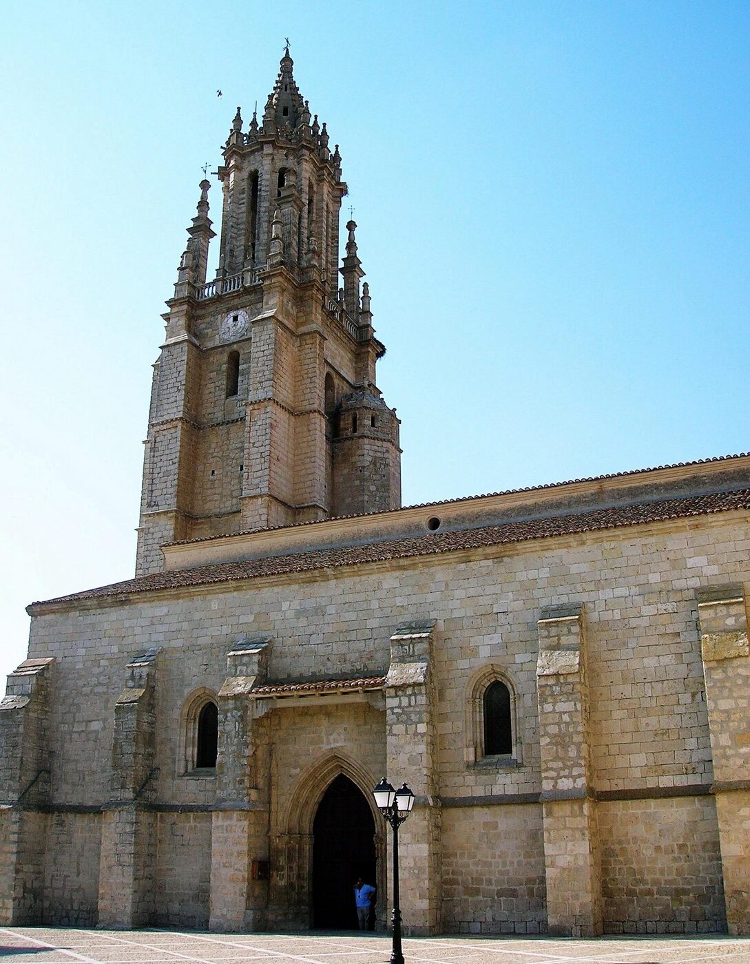 Iglesia colegiata de San Miguel en Ampudia