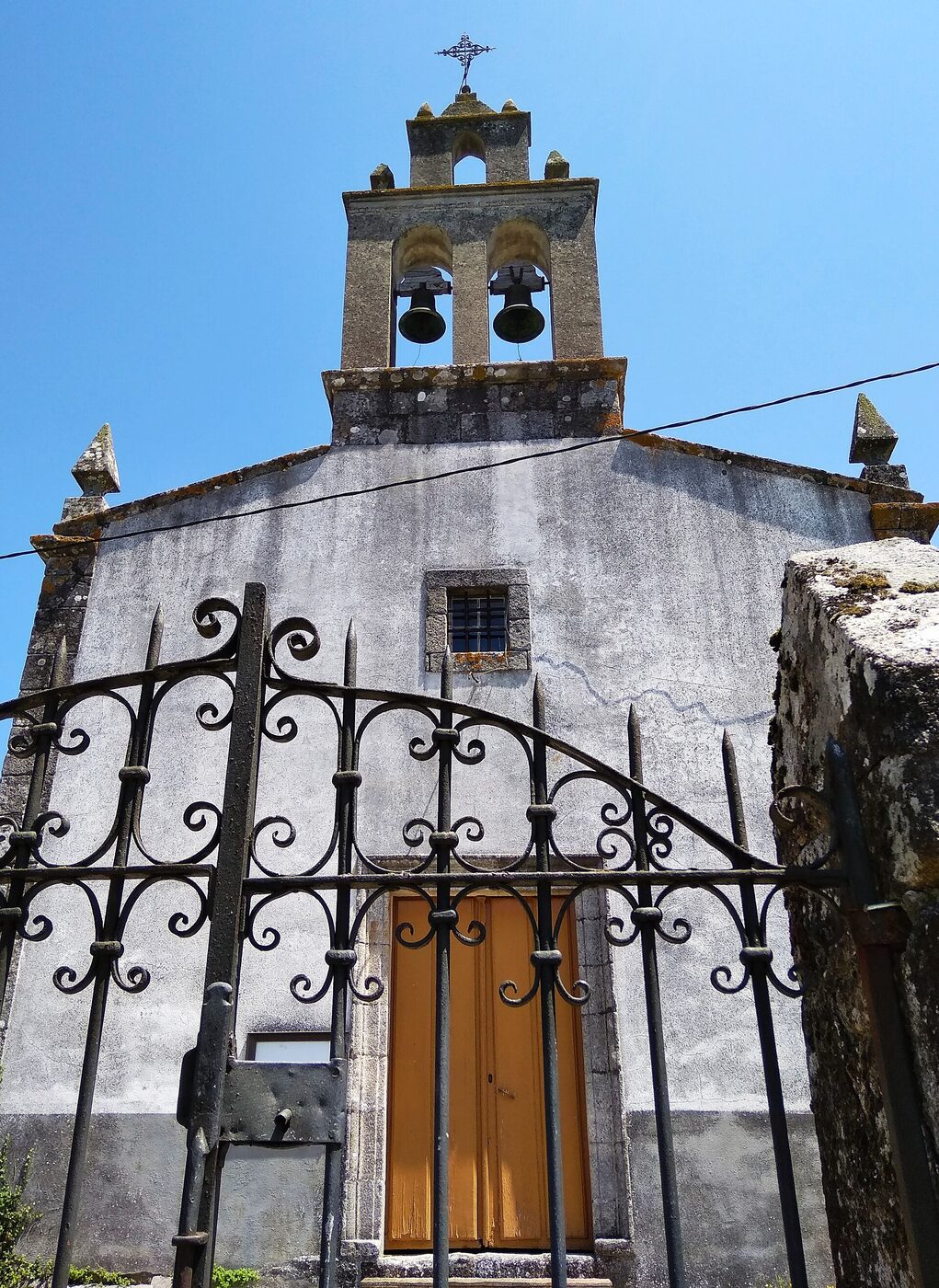 Igrexa de San Bartolomeu de Vilalpape en Bóveda