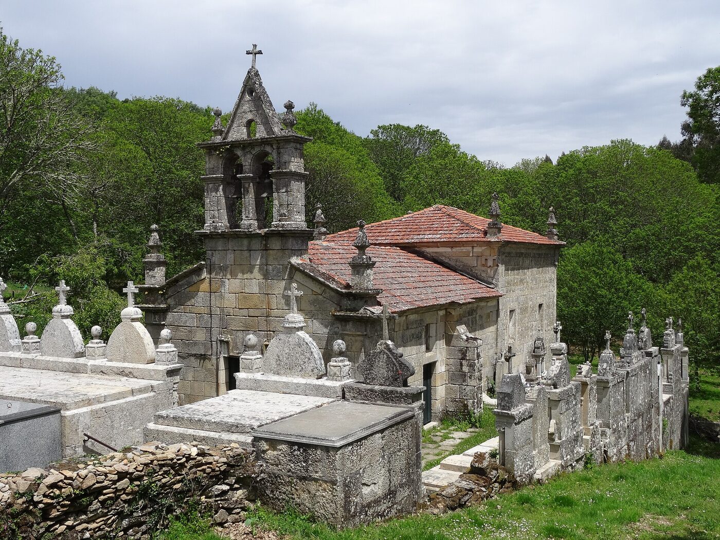 Igrexa da Nosa Señora das Neves de Carraxo en Laza