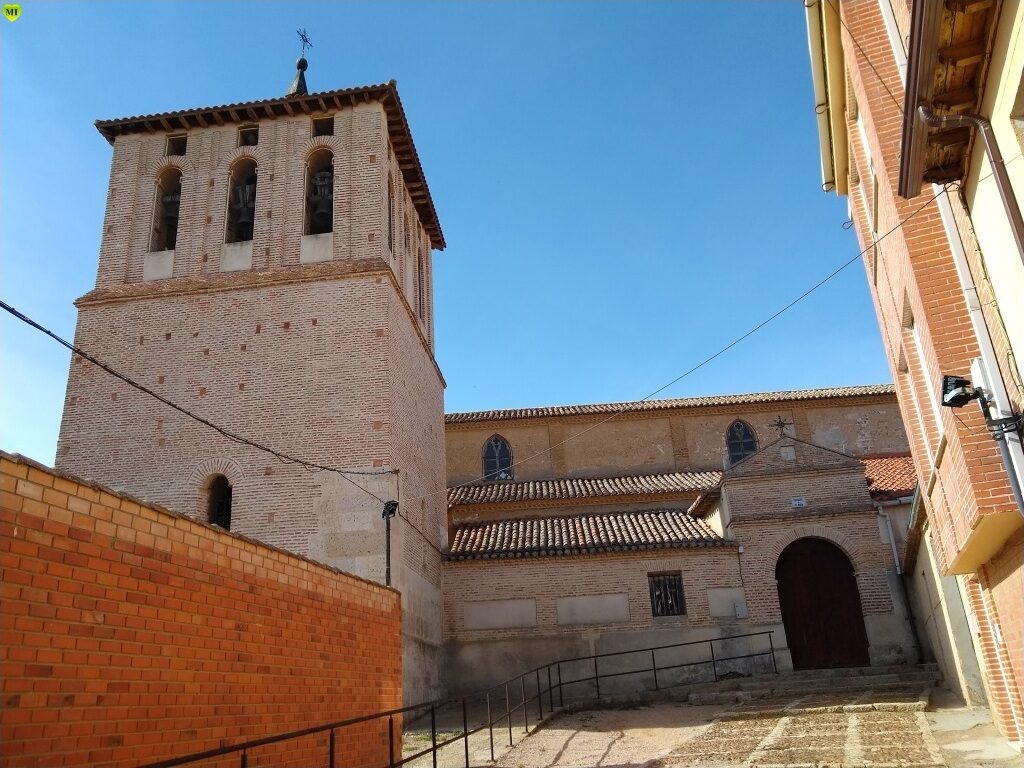 Iglesia de Santa María en Villarramiel