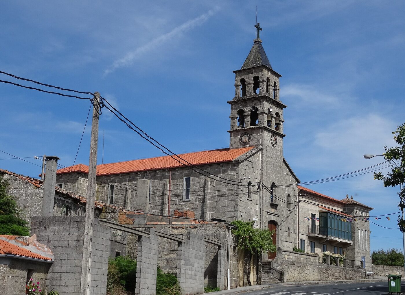 Igrexa Nova de Santa María de Cualedro en Cualedro