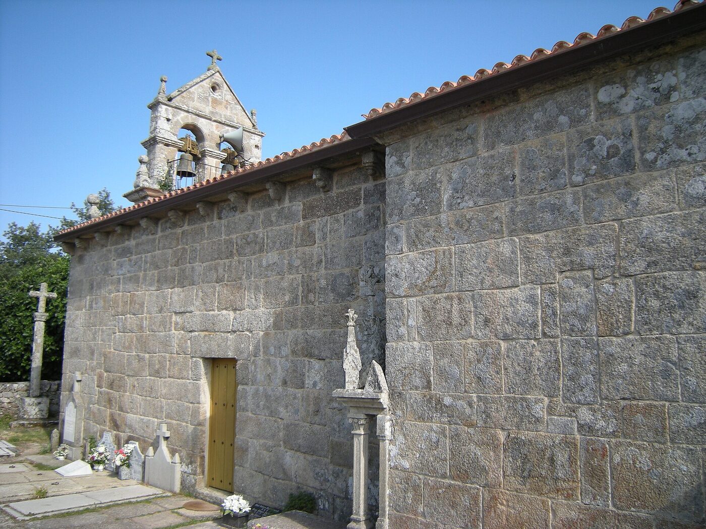 Igrexa de Santa María de Laroá en Xinzo de Limia