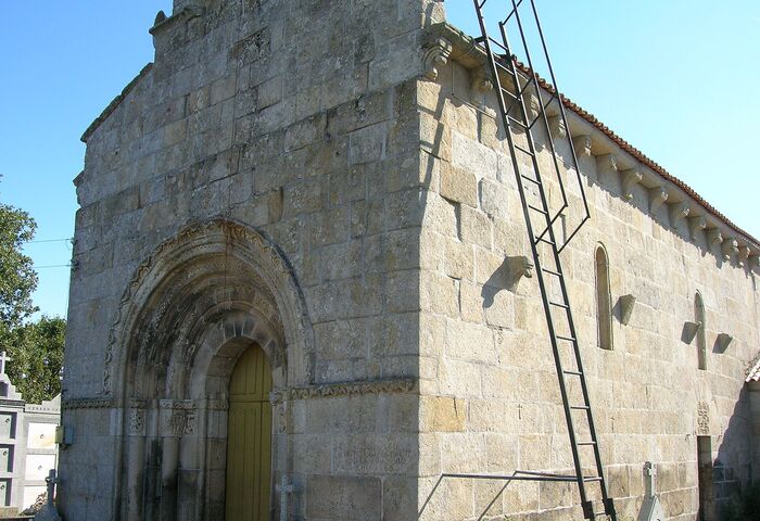 Igrexa de Santa María de Zos