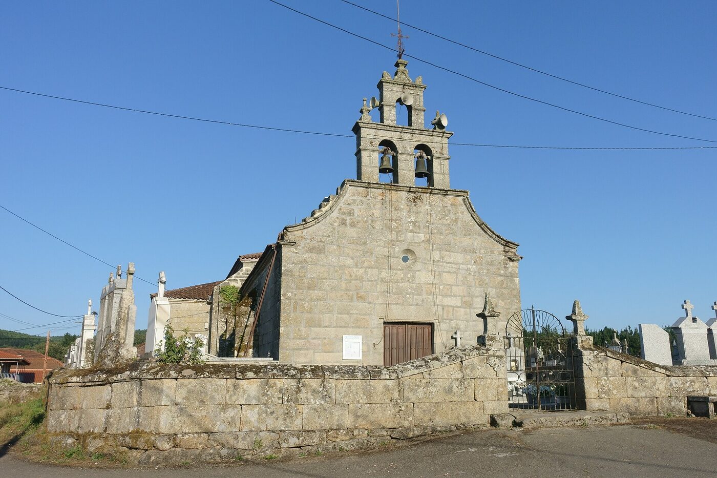 Igrexa de Santa María de Escornabois en Trasmiras