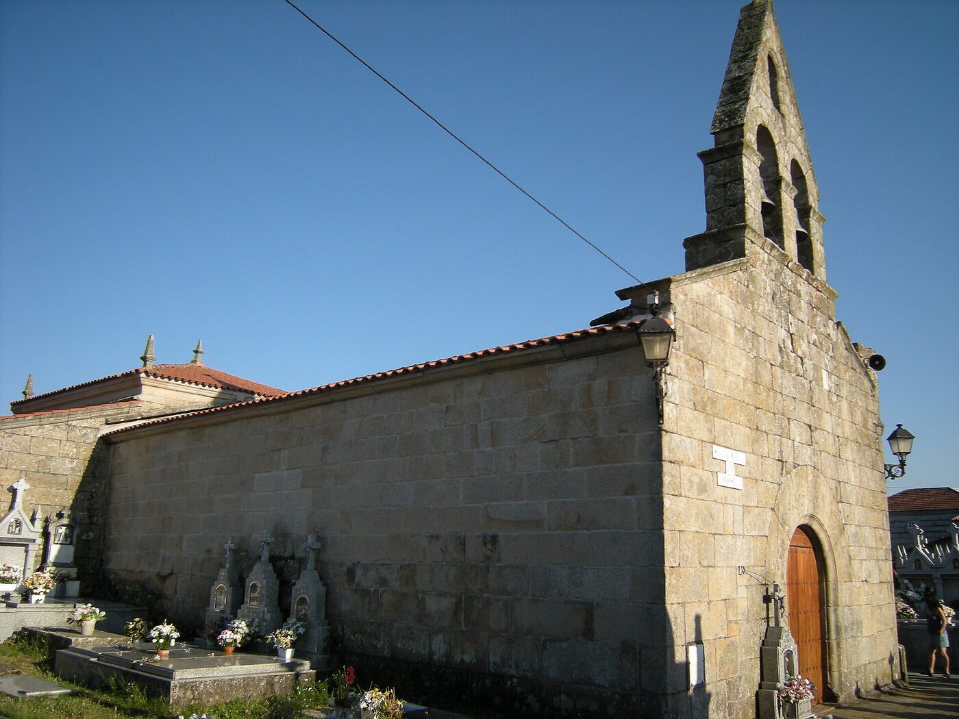 Igrexa de Santa María de Lodoselo en Sarreaus