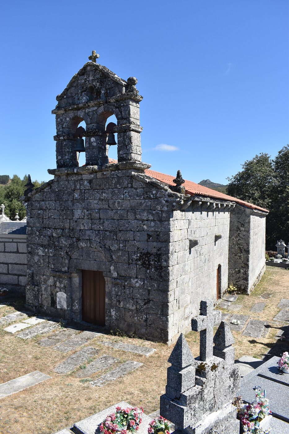 Igrexa de Santa Mariña de Rioseco en Calvos de Randín