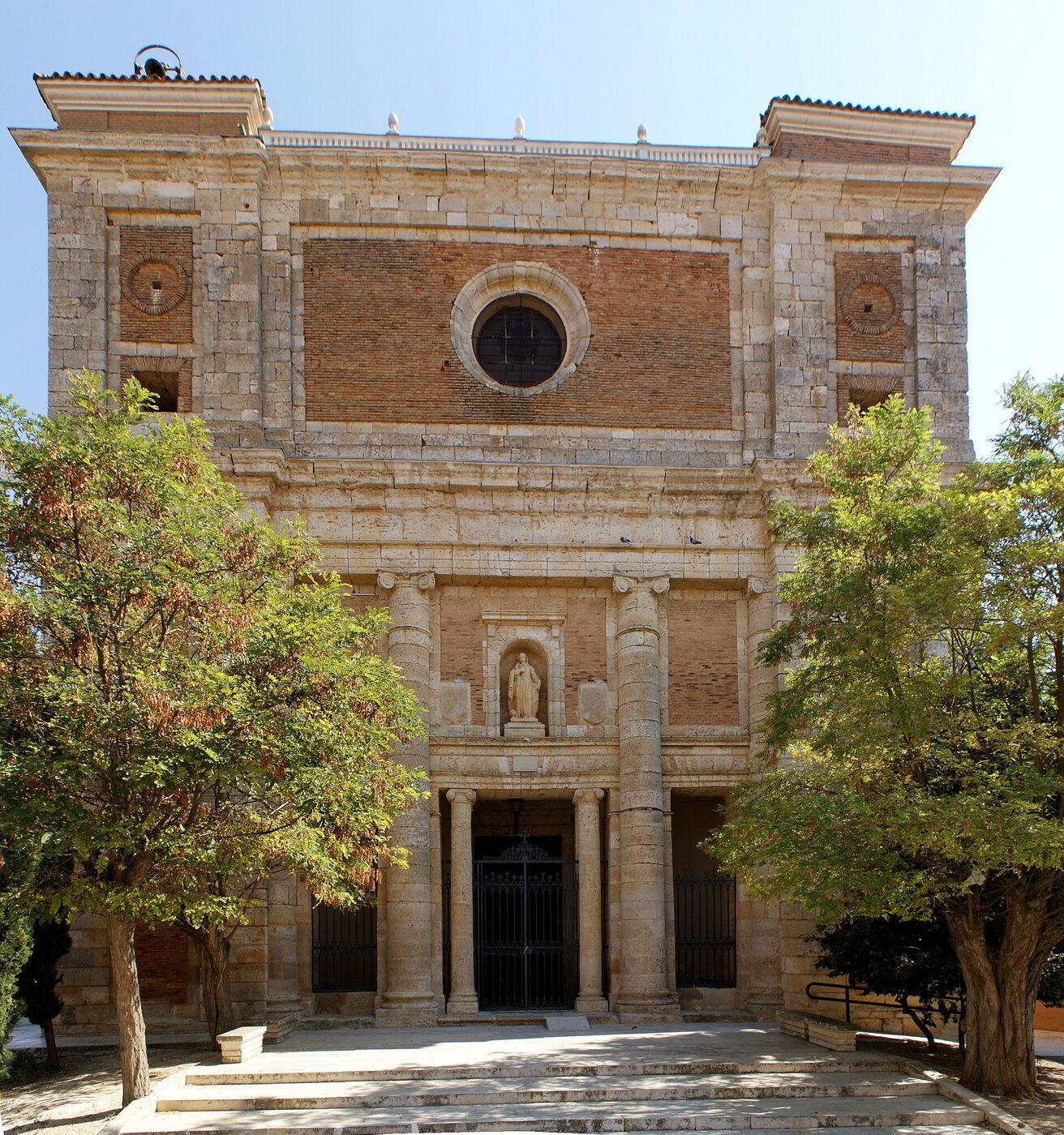 Iglesia de Santa Eufemia en Autillo de Campos